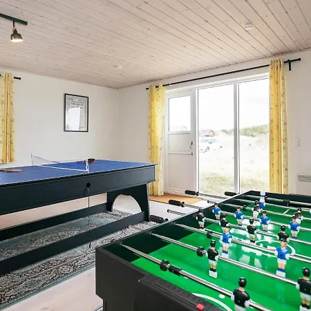 Holiday home 10 Person In *